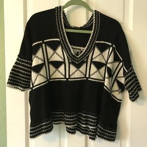 Knit short sleeve sweater